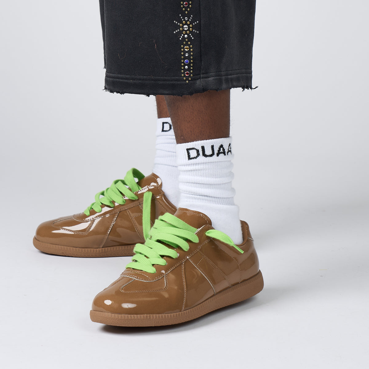 CARAMEL TAN SHOE