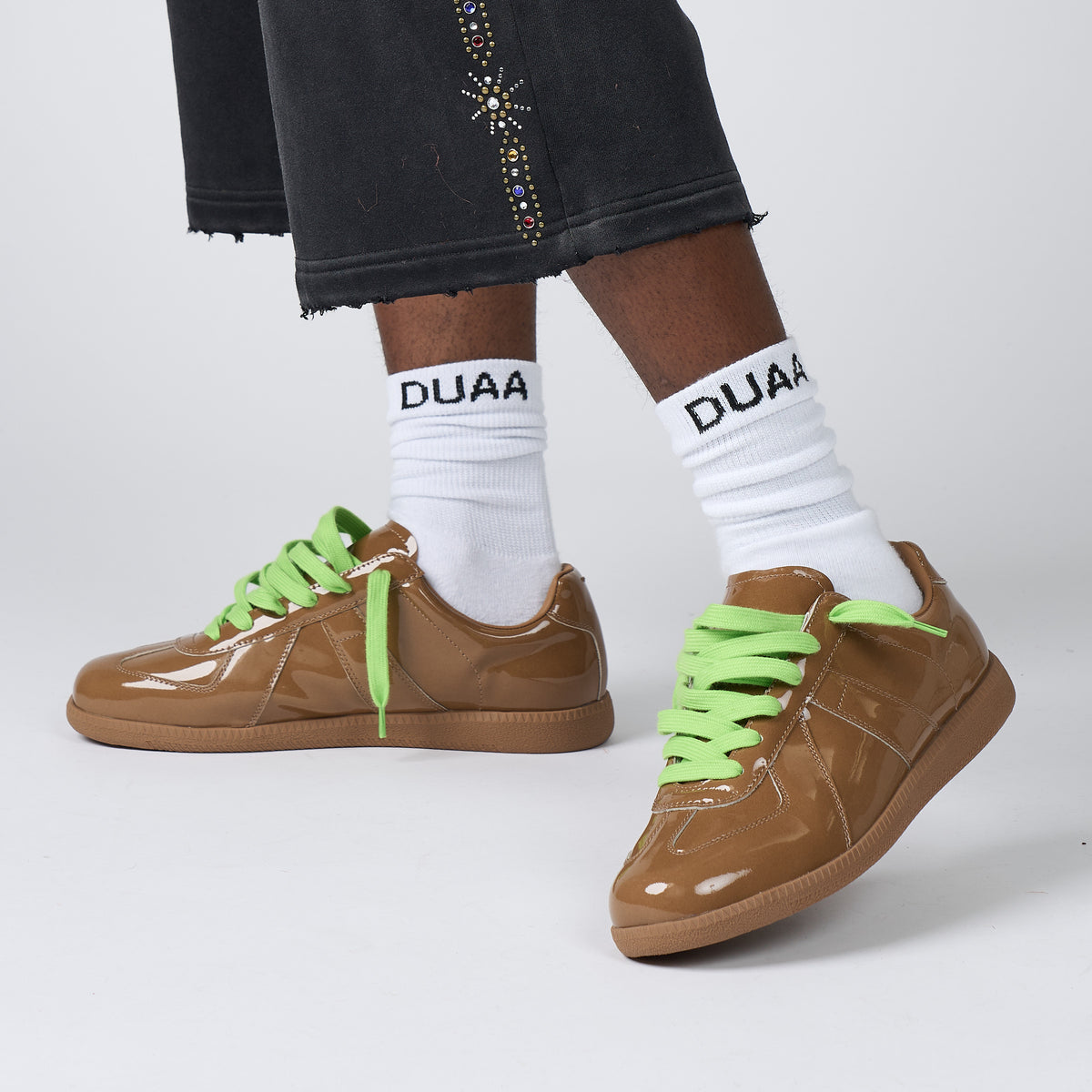 CARAMEL TAN SHOE