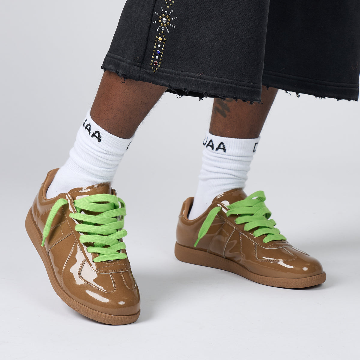 CARAMEL TAN SHOE